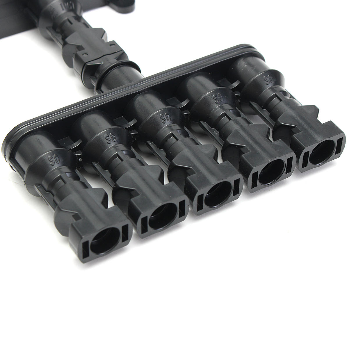 MC4 Connector Branching Male Connectors for Photovoltaic Solar Panel