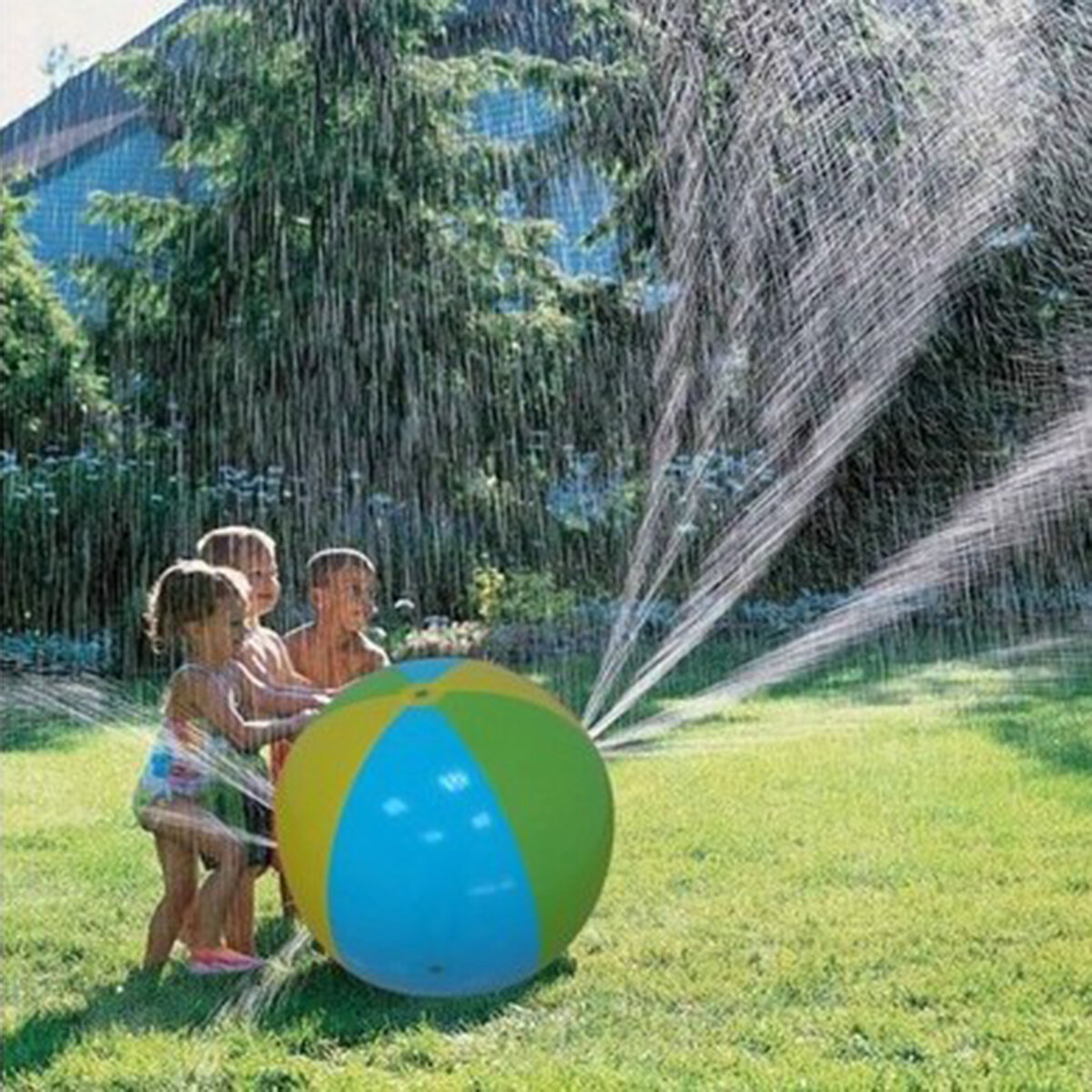 75CM Diameter Inflatable Water Spray Beach Ball Summer Outdoor Sports Game Kids Sprinkler Toy